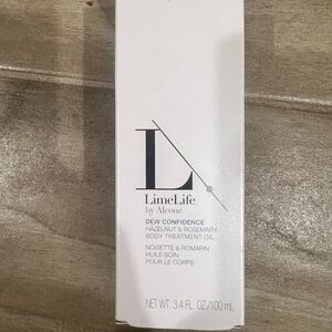 Dew Confidence Body Treatment Oil - White